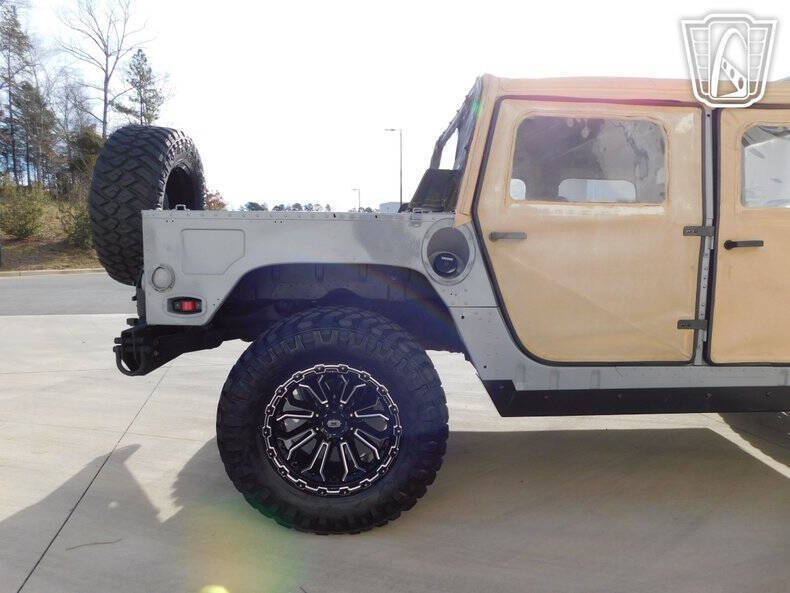 1999 AM General Hummer