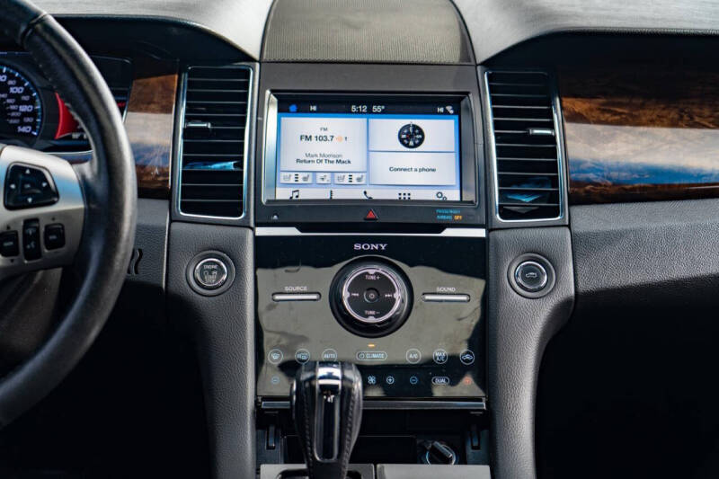 2019 Ford Taurus Limited