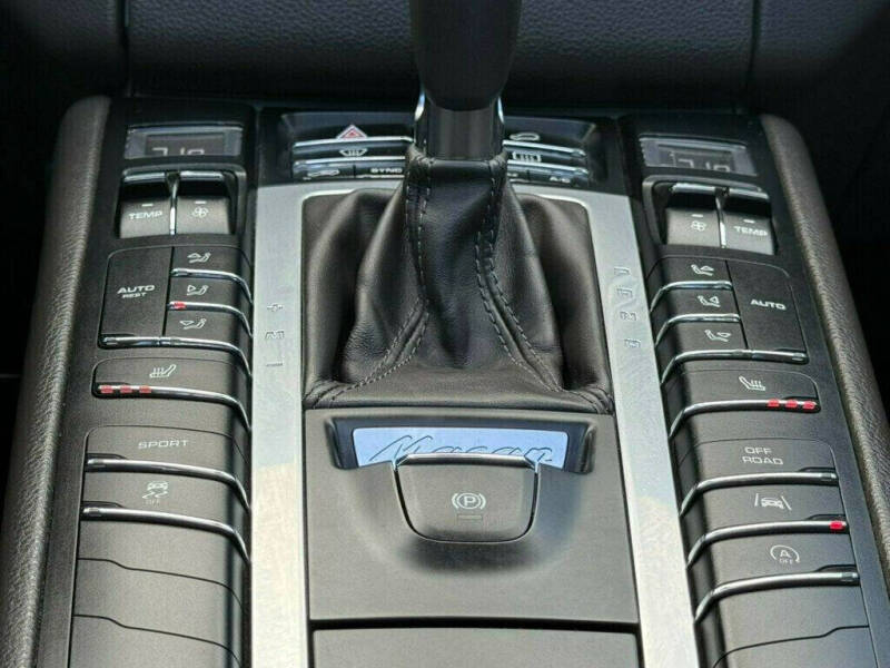 2017 Porsche Macan