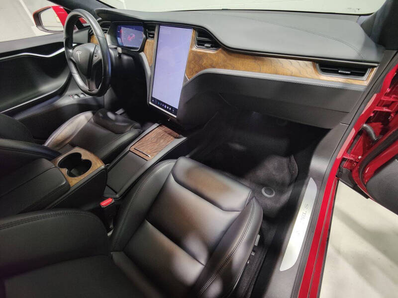 2020 Tesla Model S Long Range Plus