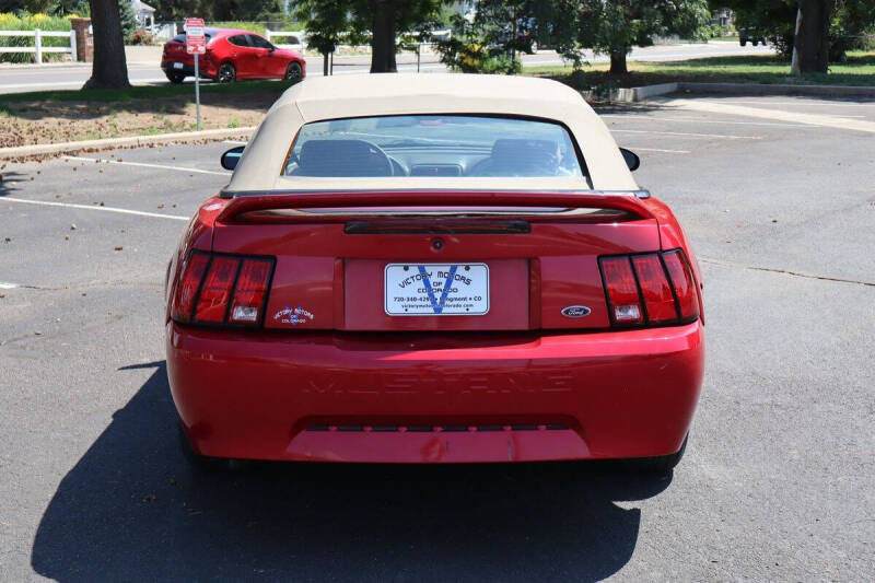 1999 Ford Mustang