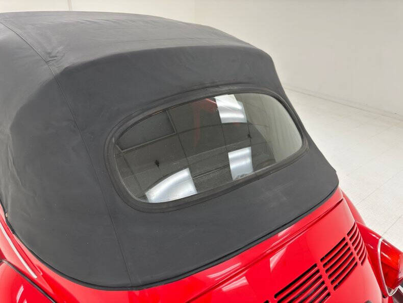 1972 Volkswagen Super Beetle