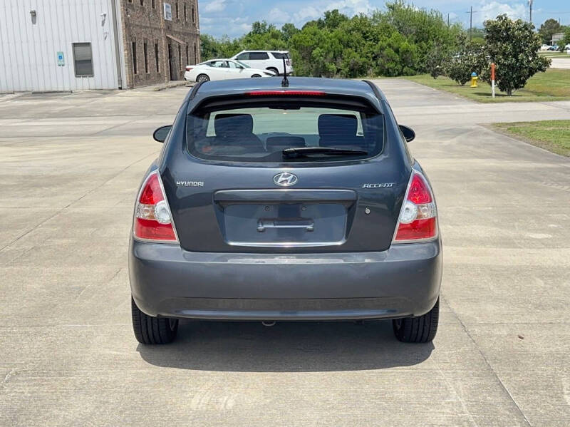 2009 Hyundai Accent SE