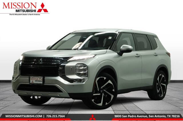 2022 Mitsubishi Outlander SE