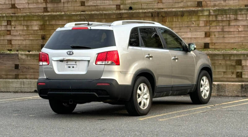 2013 Kia Sorento LX