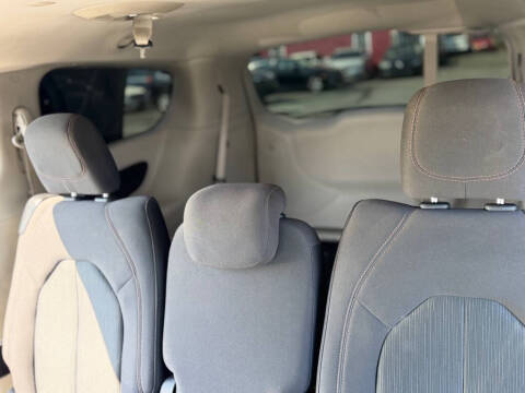 2019 Chrysler Pacifica Touring Plus