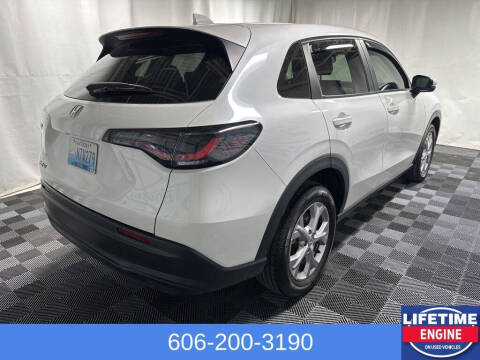 2025 Honda HR-V LX