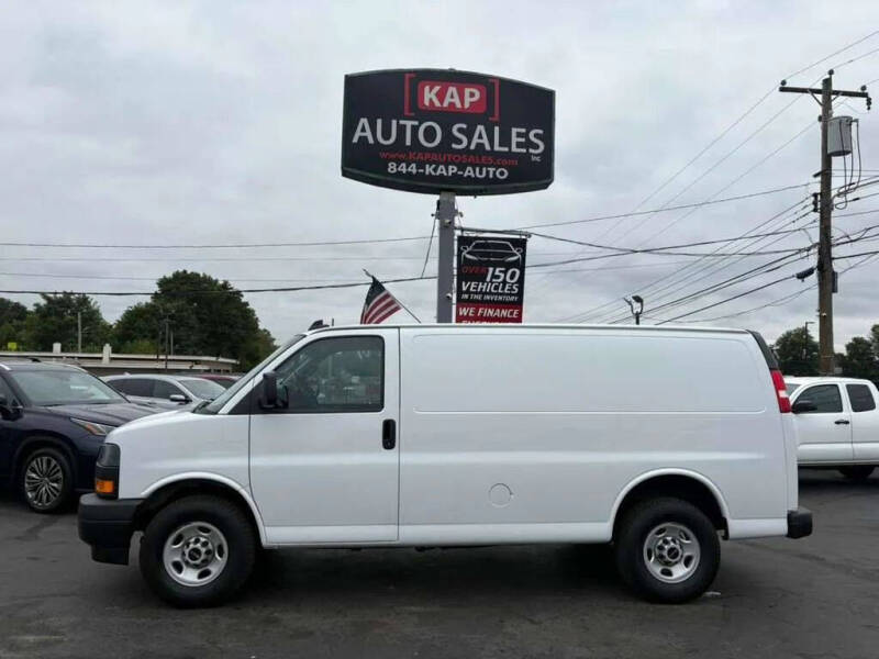 2022 GMC Savana 2500