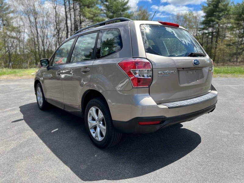 2015 Subaru Forester 2.5i