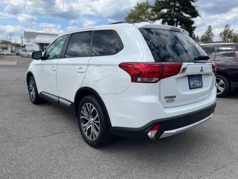 2017 Mitsubishi Outlander SEL