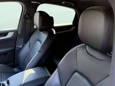 2024 Porsche Cayenne Coupe