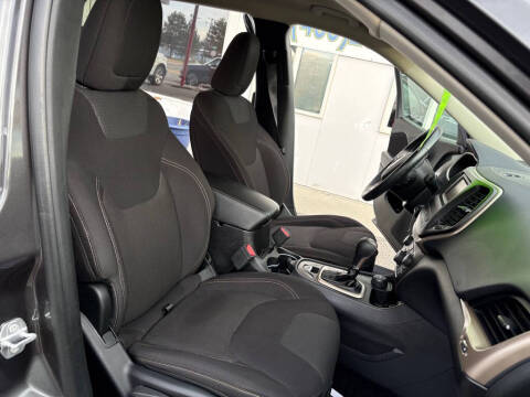 2017 Jeep Cherokee Latitude