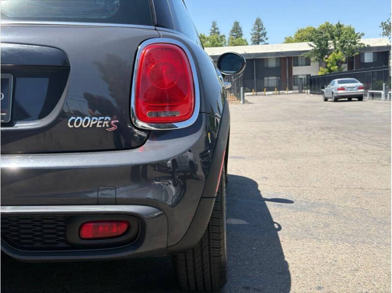 2015 MINI Hardtop 2 Door Cooper S