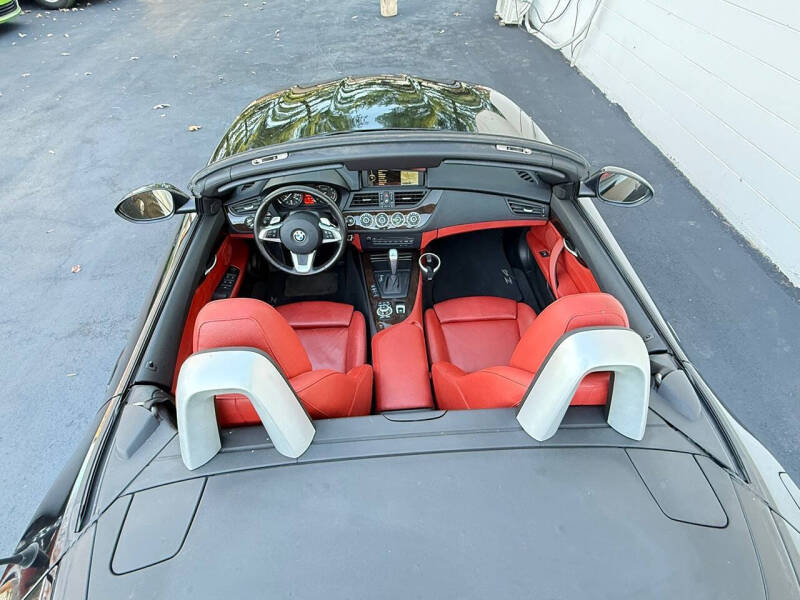 2011 BMW Z4 sDrive30i