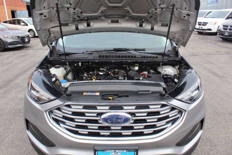 2021 Ford Edge SE