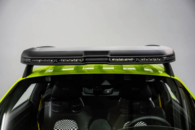 2024 Porsche 911 Dakar