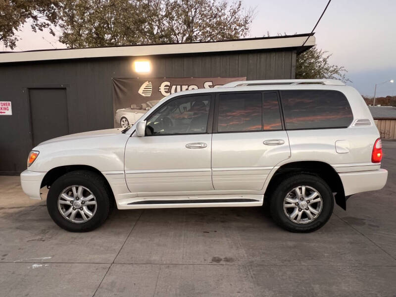 2004 Lexus LX 470