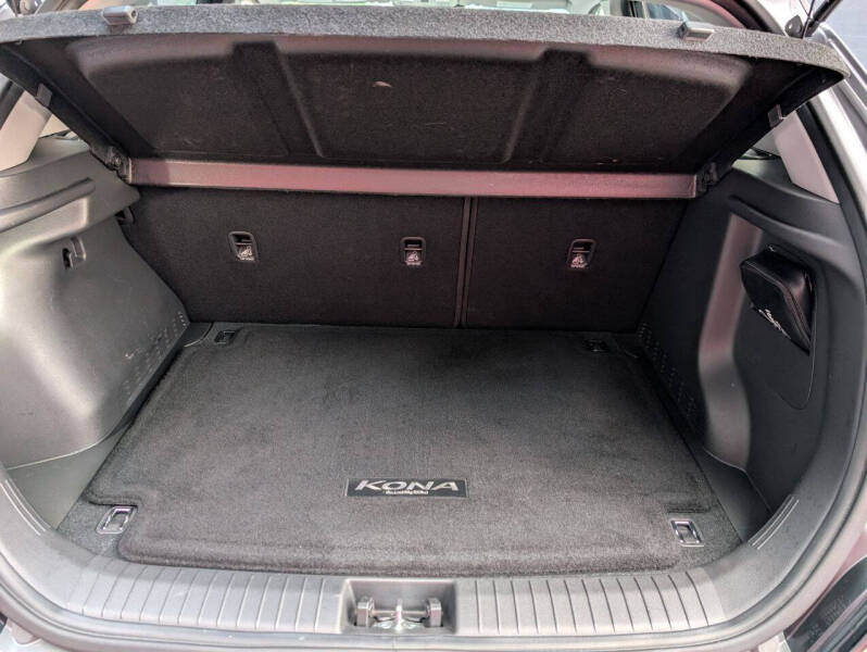 2023 Hyundai Kona Electric SEL