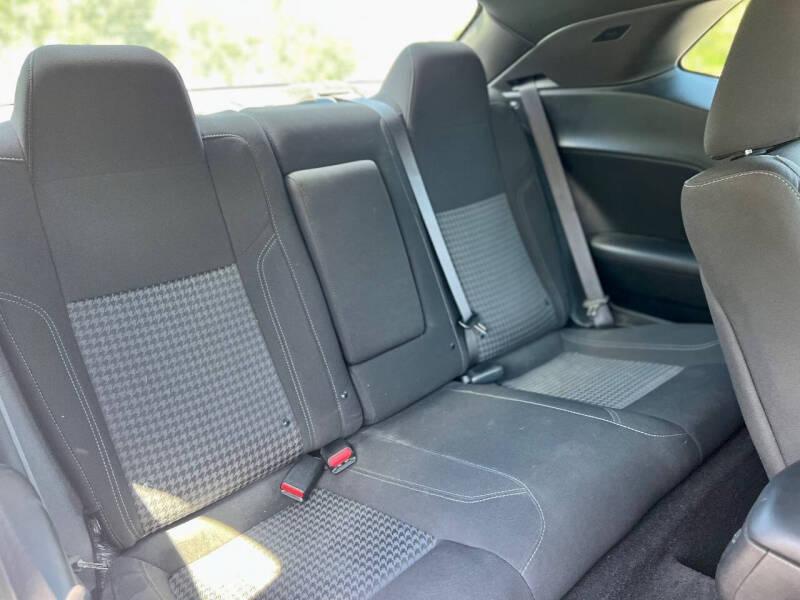 2022 Dodge Challenger SXT