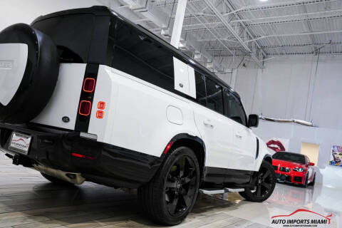 2023 Land Rover Defender 130 X-Dynamic SE