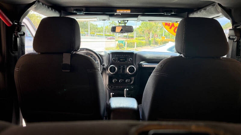 2014 Jeep Wrangler Sahara