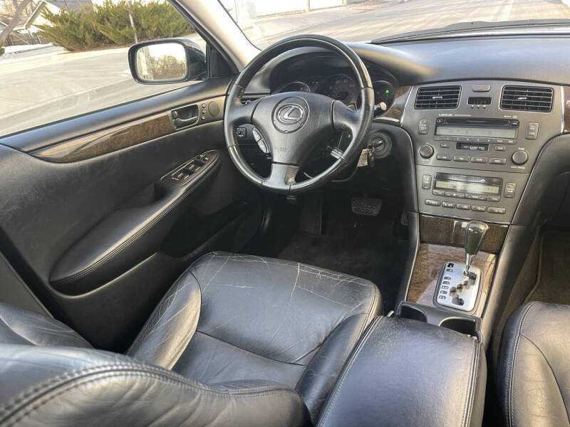 2004 Lexus ES 330