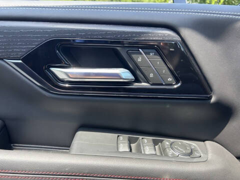 2025 GMC Yukon AT4 Ultimate