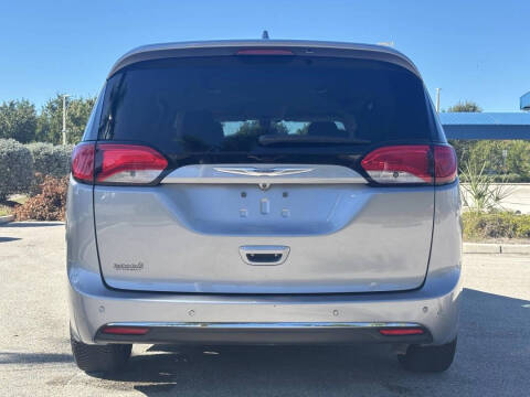 2019 Chrysler Pacifica Touring L