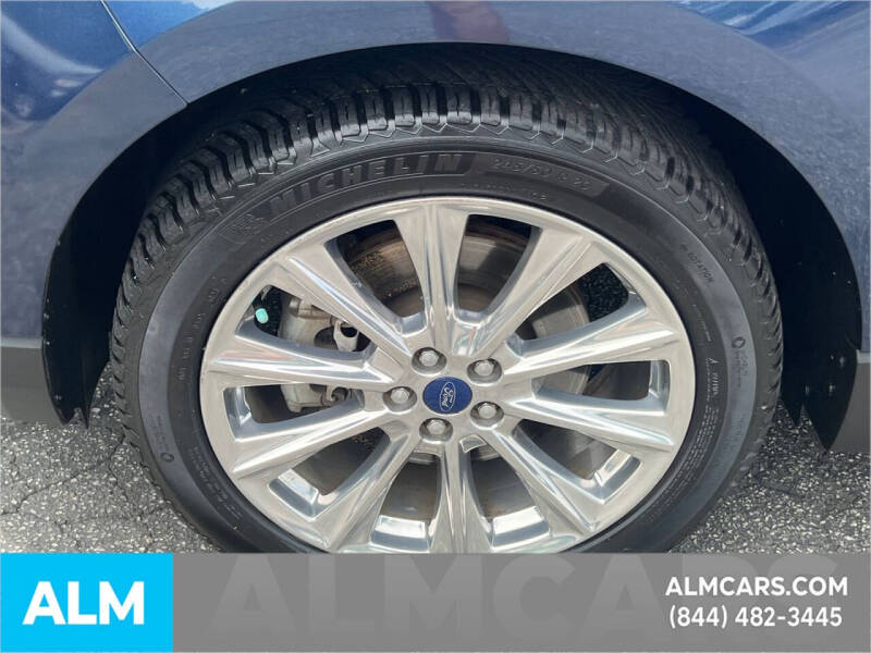 2017 Ford Edge Titanium