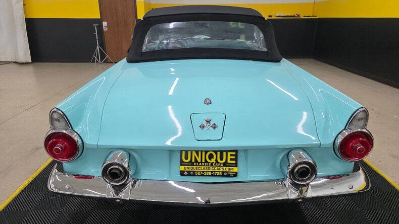 1955 Ford Thunderbird