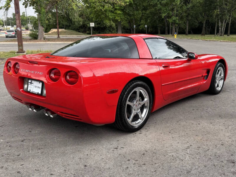 2004 Chevrolet Corvette