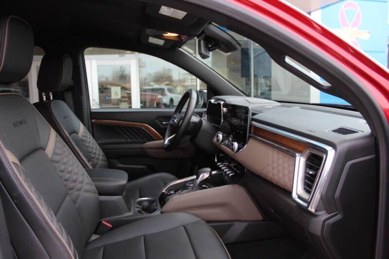 2023 GMC Canyon Denali