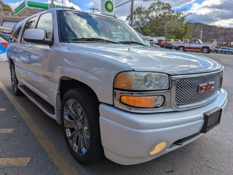 2003 GMC Yukon XL Denali