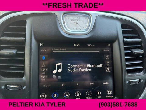 2019 Chrysler 300 Touring