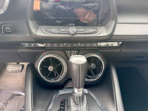 2022 Chevrolet Camaro LT