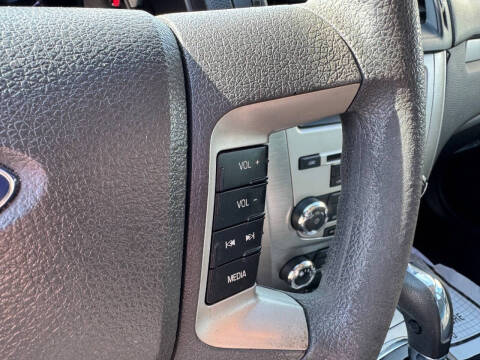 2012 Ford Fusion SE