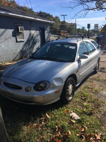 1999 Ford Taurus SE