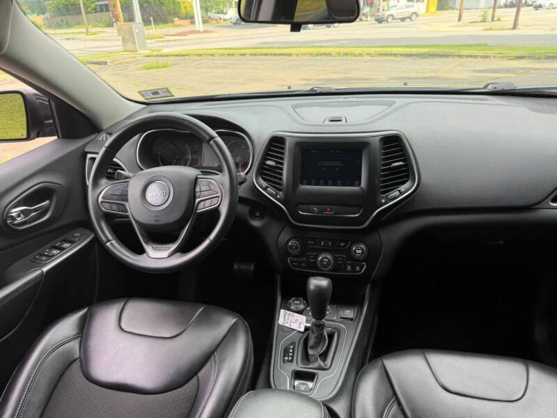 2019 Jeep Cherokee Latitude Plus