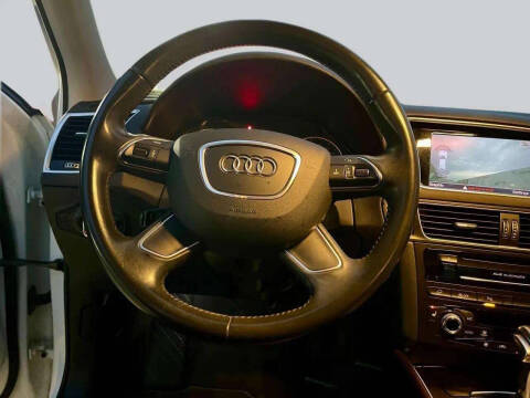 2016 Audi Q5 2.0T quattro Premium Plus