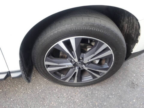 2018 Nissan Pathfinder SL