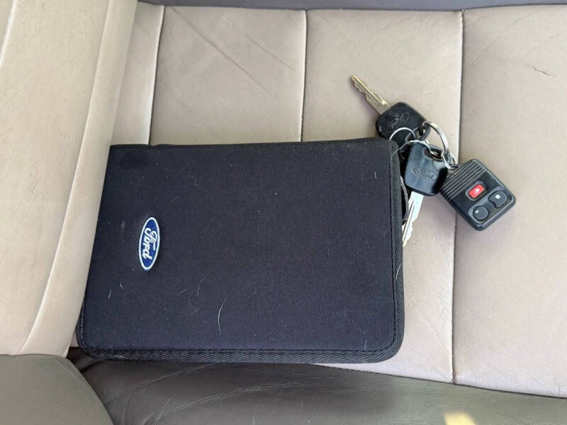 2003 Ford Excursion Eddie Bauer