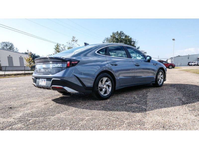 2025 Hyundai Sonata SE