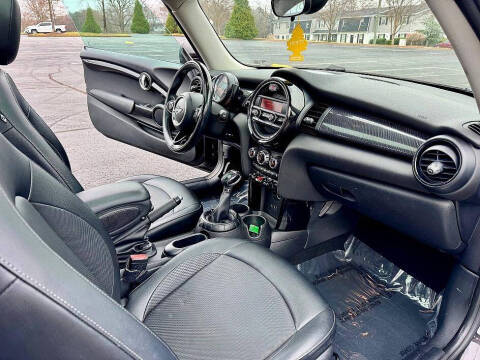 2015 MINI Hardtop 2 Door Cooper