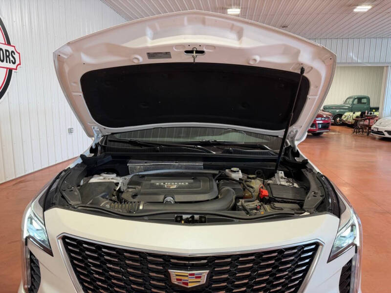 2023 Cadillac XT4 Luxury