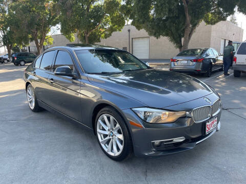 2012 BMW 3 Series 328i