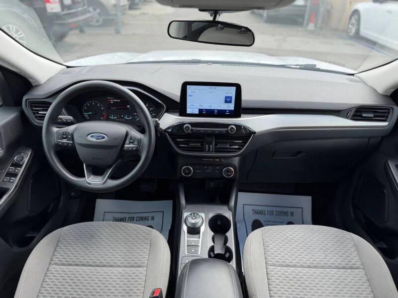 2022 Ford Escape SE