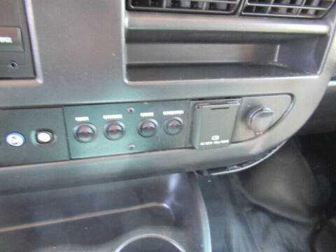 2017 Chevrolet Express 2500