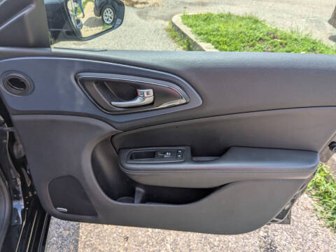 2016 Chrysler 200