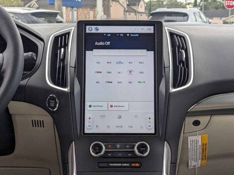 2024 Ford Edge Titanium