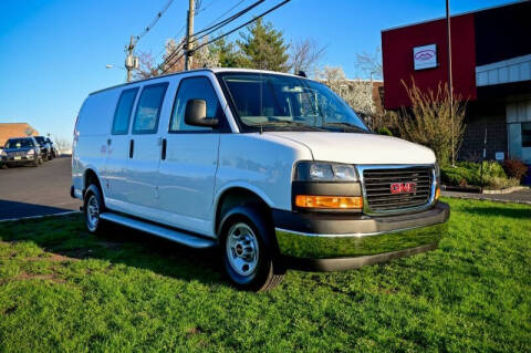 2024 GMC Savana 2500